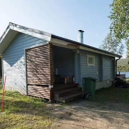 Chalet Aurora Moekki Kylpyaltaalla Lapissa Tenojoen Rannassa *
