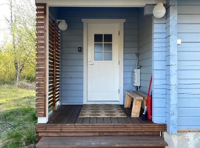 Domek alpejski Aurora Moekki Porealtaalla Lapissa Tenojoen Rannassa *